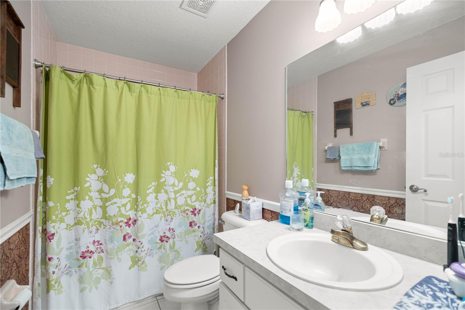 Image 33 of 49 For 11271 136th Terrace