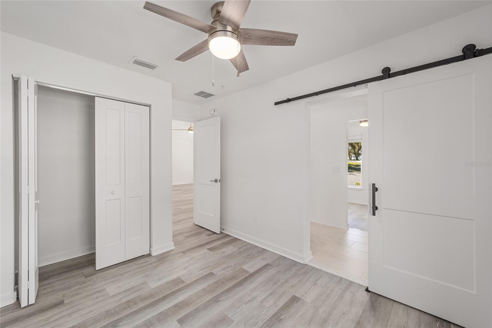 Image 17 of 77 For 4417 74th Terrace