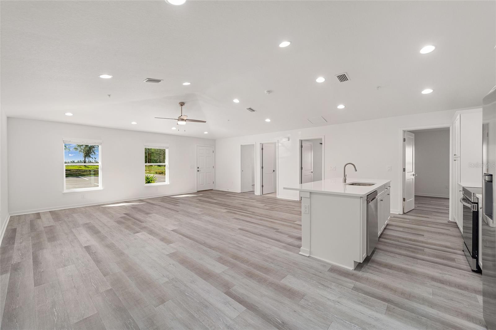 Image 26 of 77 For 4417 74th Terrace