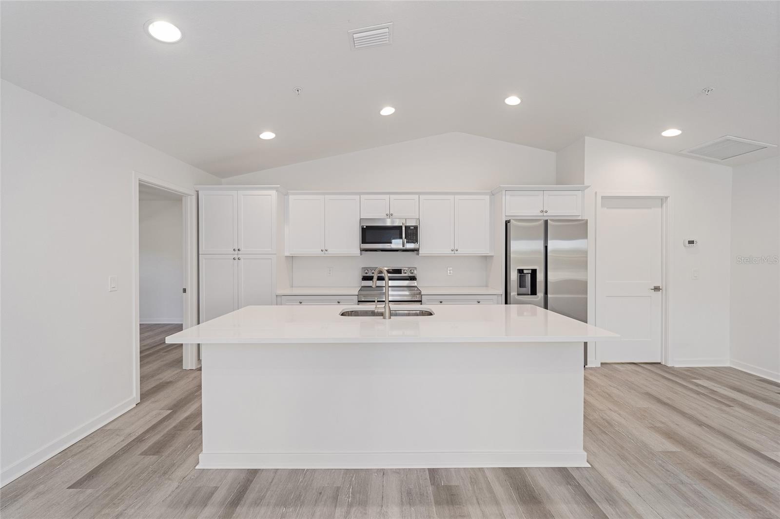 Image 28 of 77 For 4417 74th Terrace