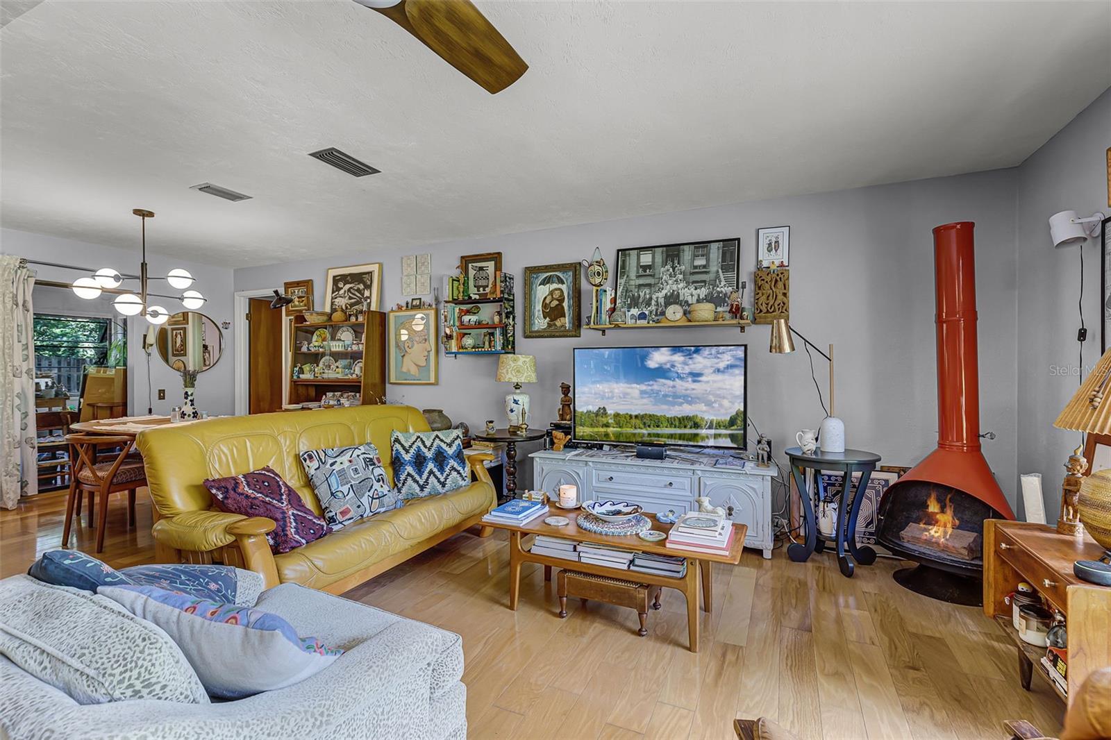 Image 15 of 44 For 2531 63rd Terrace