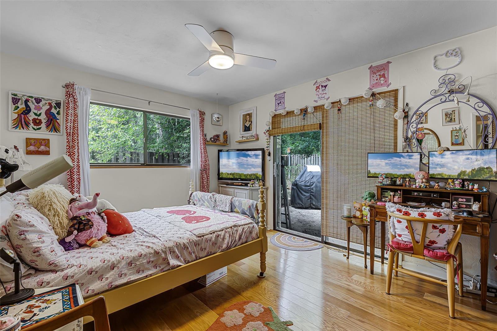 Image 21 of 44 For 2531 63rd Terrace
