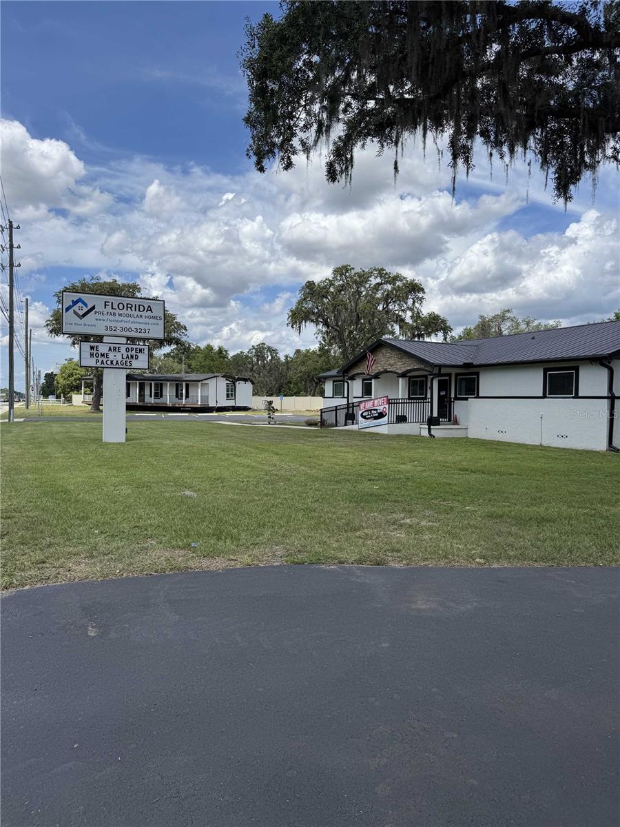 Listing photo id 5 for 7265 Highway 200