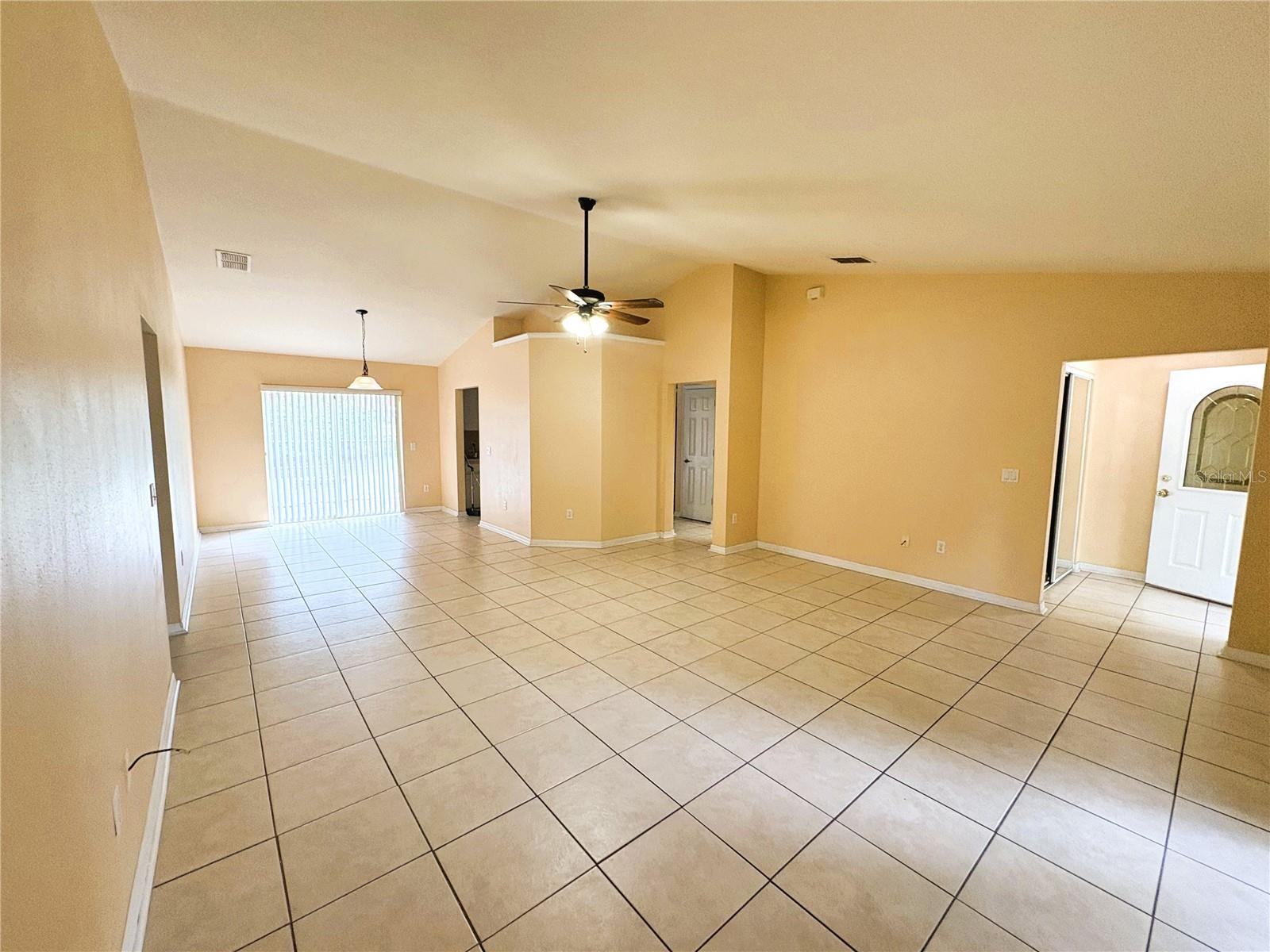 Image 4 of 13 For 5 Fir Drive Terrace
