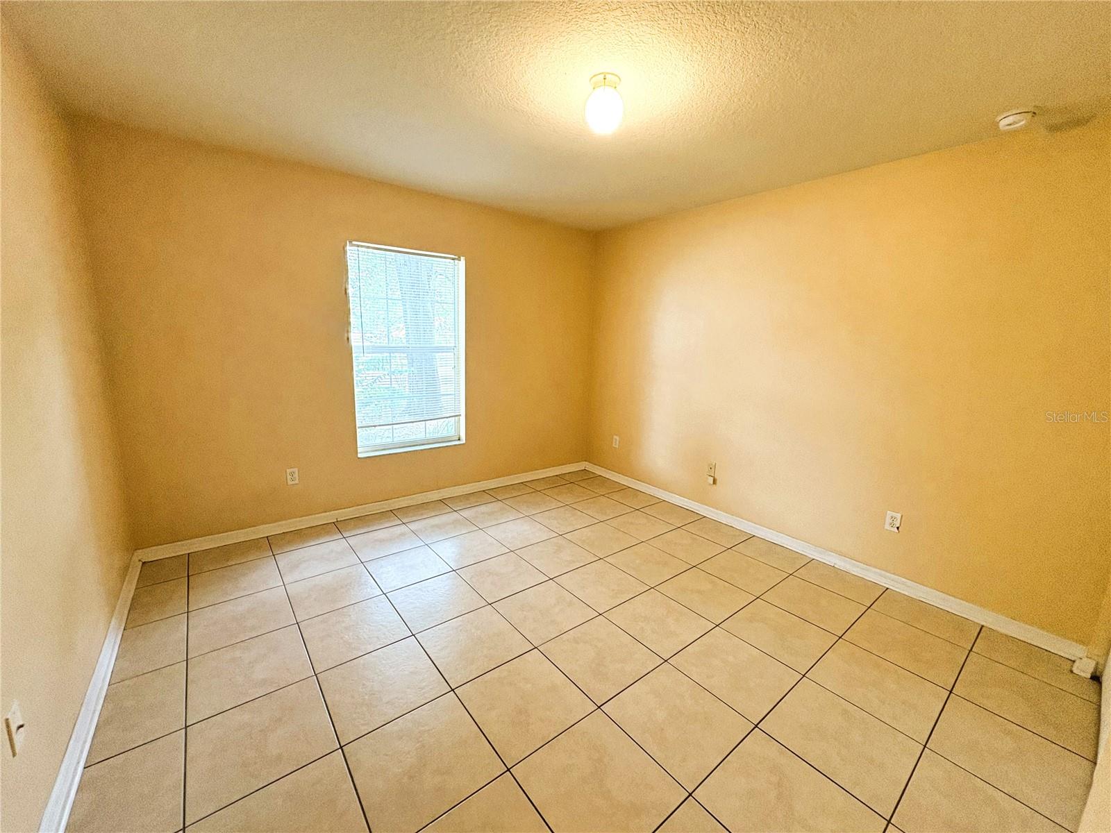 Image 6 of 13 For 5 Fir Drive Terrace