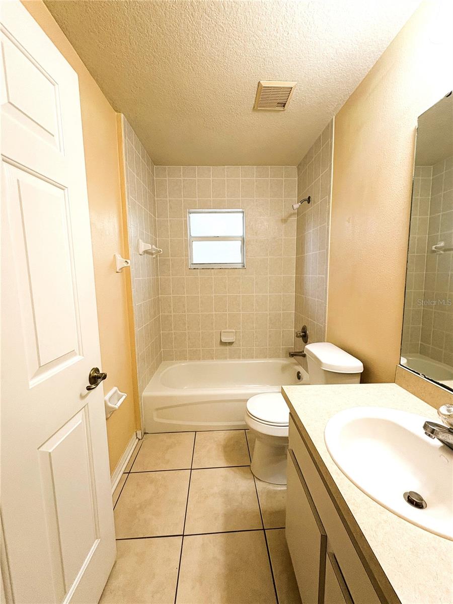 Image 7 of 13 For 5 Fir Drive Terrace