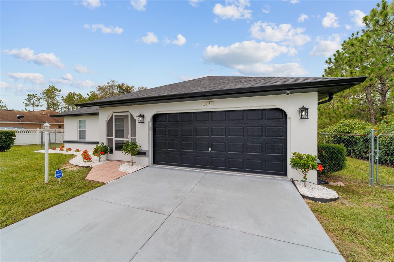 Image 19 of 66 For 13023 79th Circle