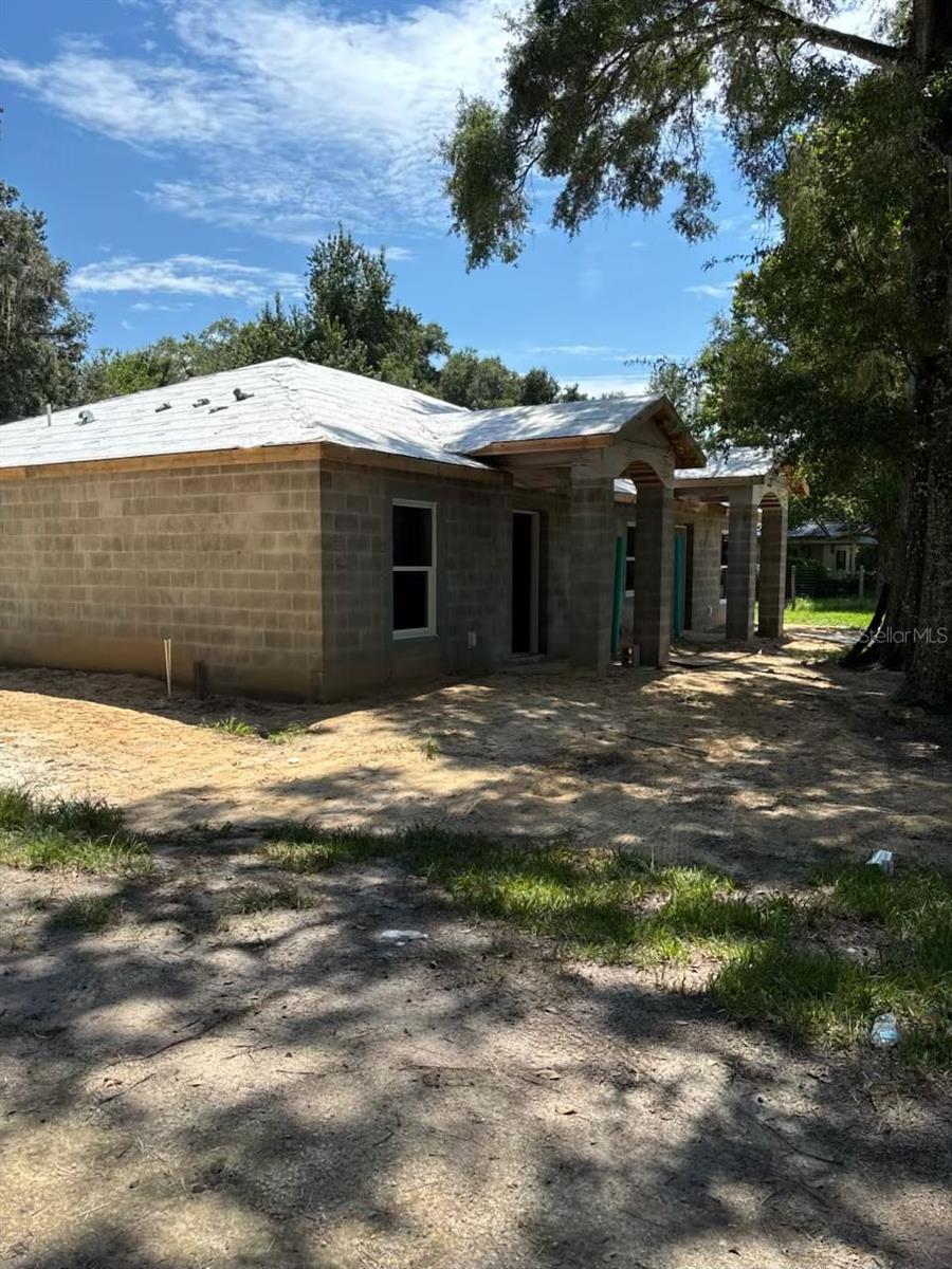 Image 6 of 6 For 607 4th Drive A