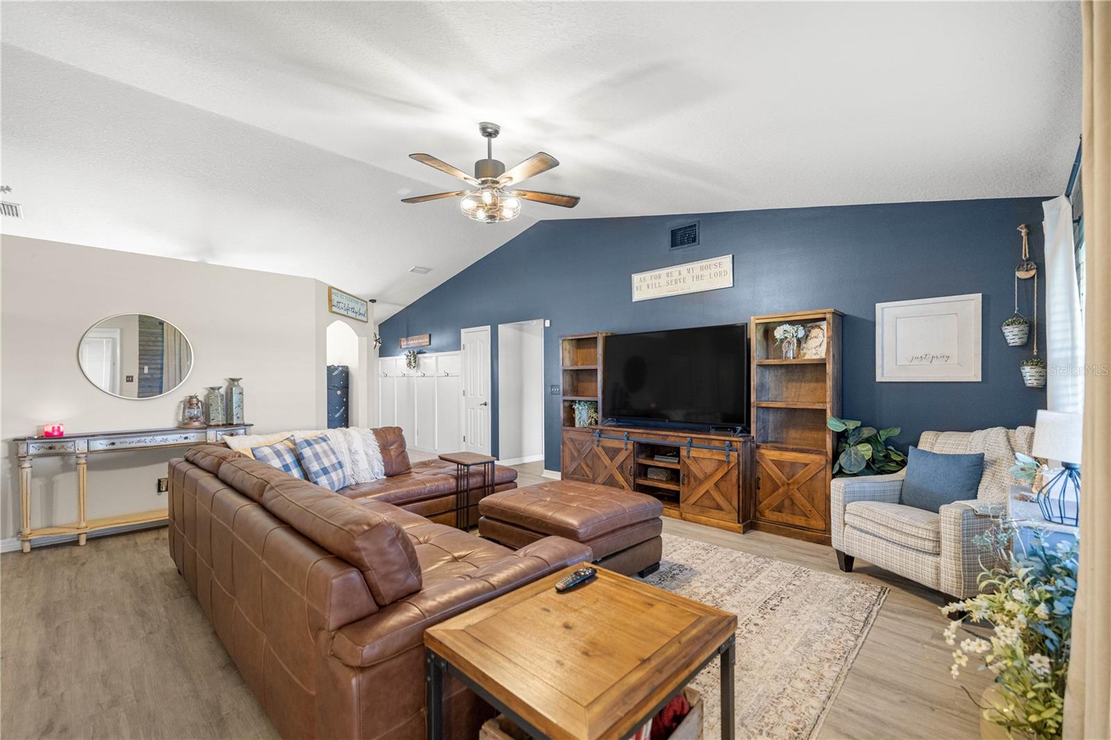 Image 7 of 34 For 10620 73rd Avenue