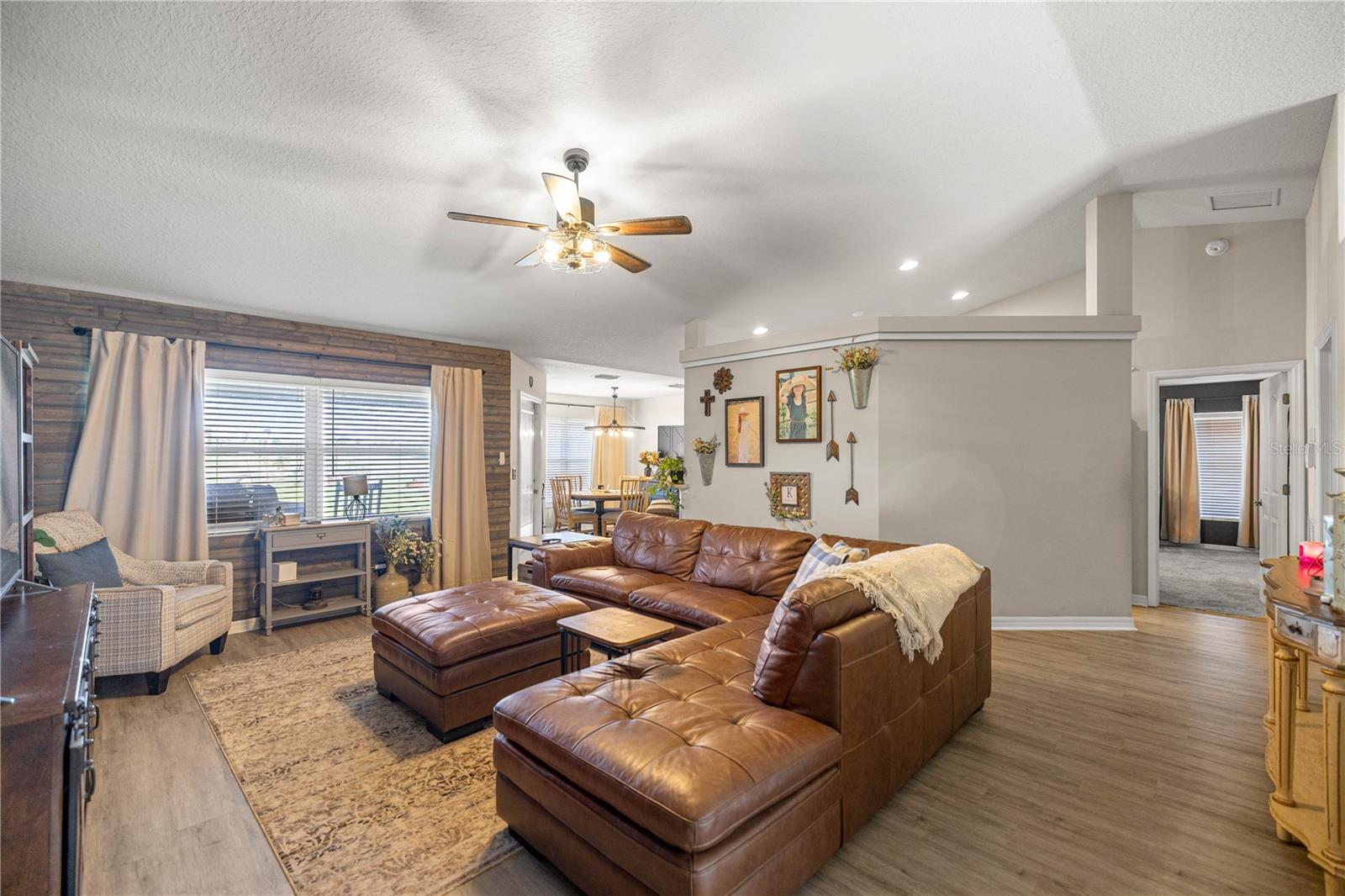 Image 8 of 34 For 10620 73rd Avenue