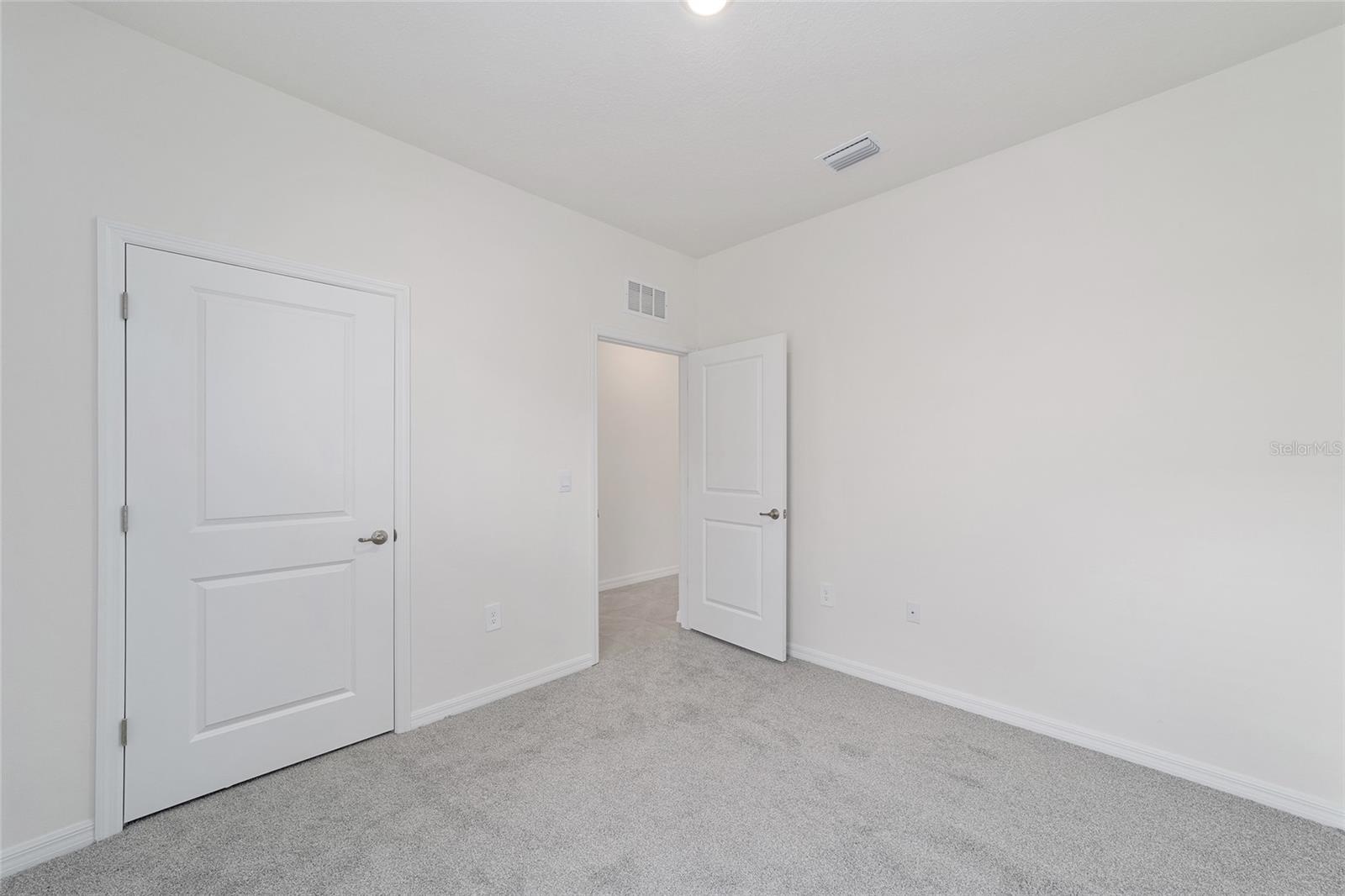 Image 19 of 37 For 4111 44th Circle