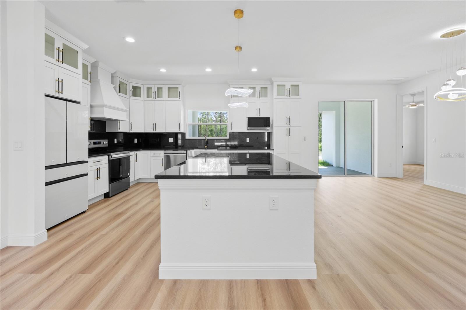 Image 13 of 37 For 9789 125th Court Rd