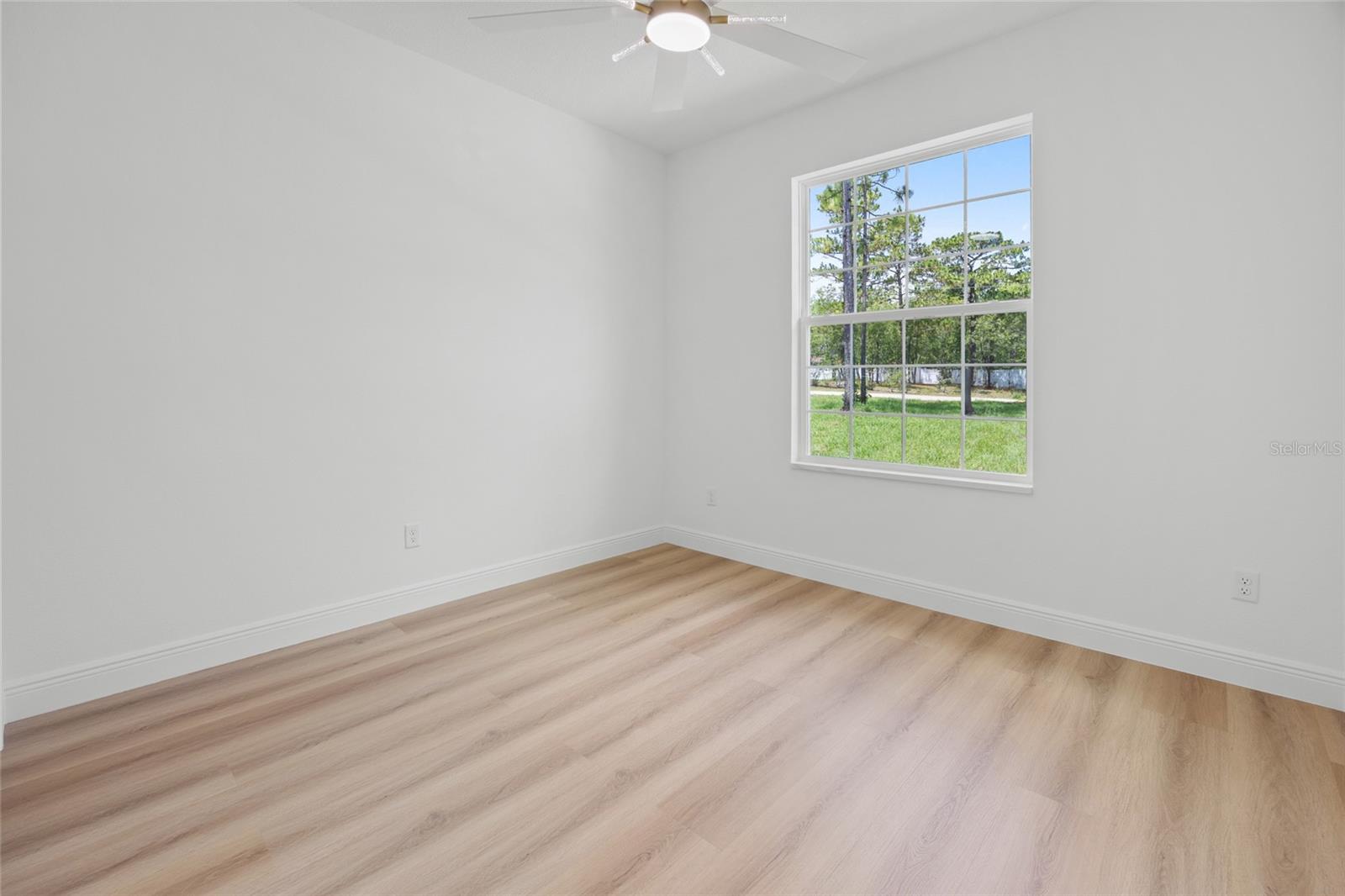 Image 14 of 37 For 9789 125th Court Rd