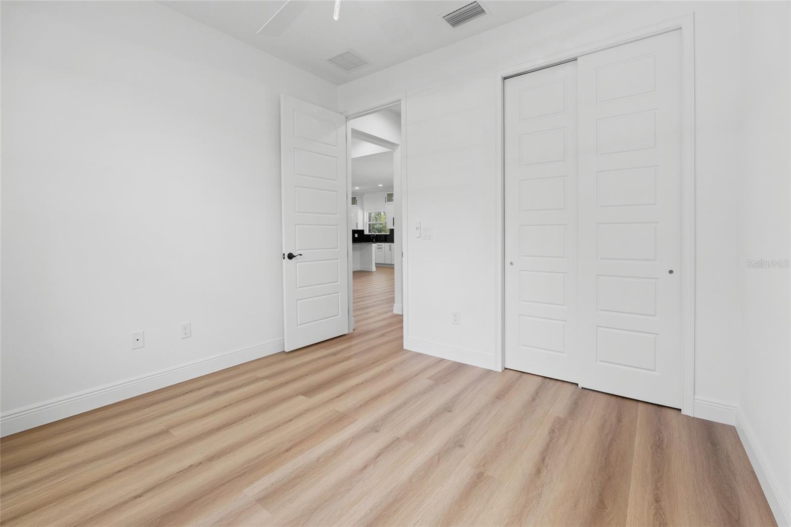 Image 15 of 37 For 9789 125th Court Rd