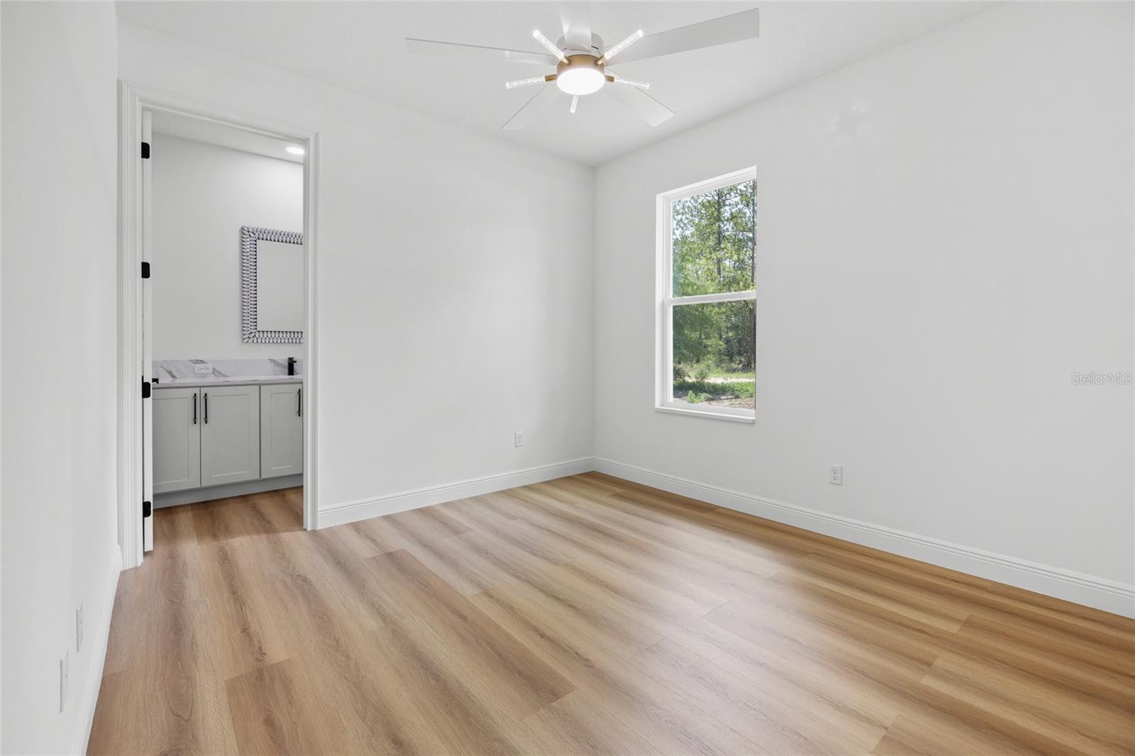 Image 19 of 37 For 9789 125th Court Rd