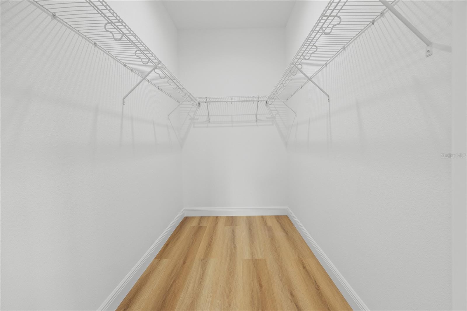 Image 24 of 37 For 9789 125th Court Rd