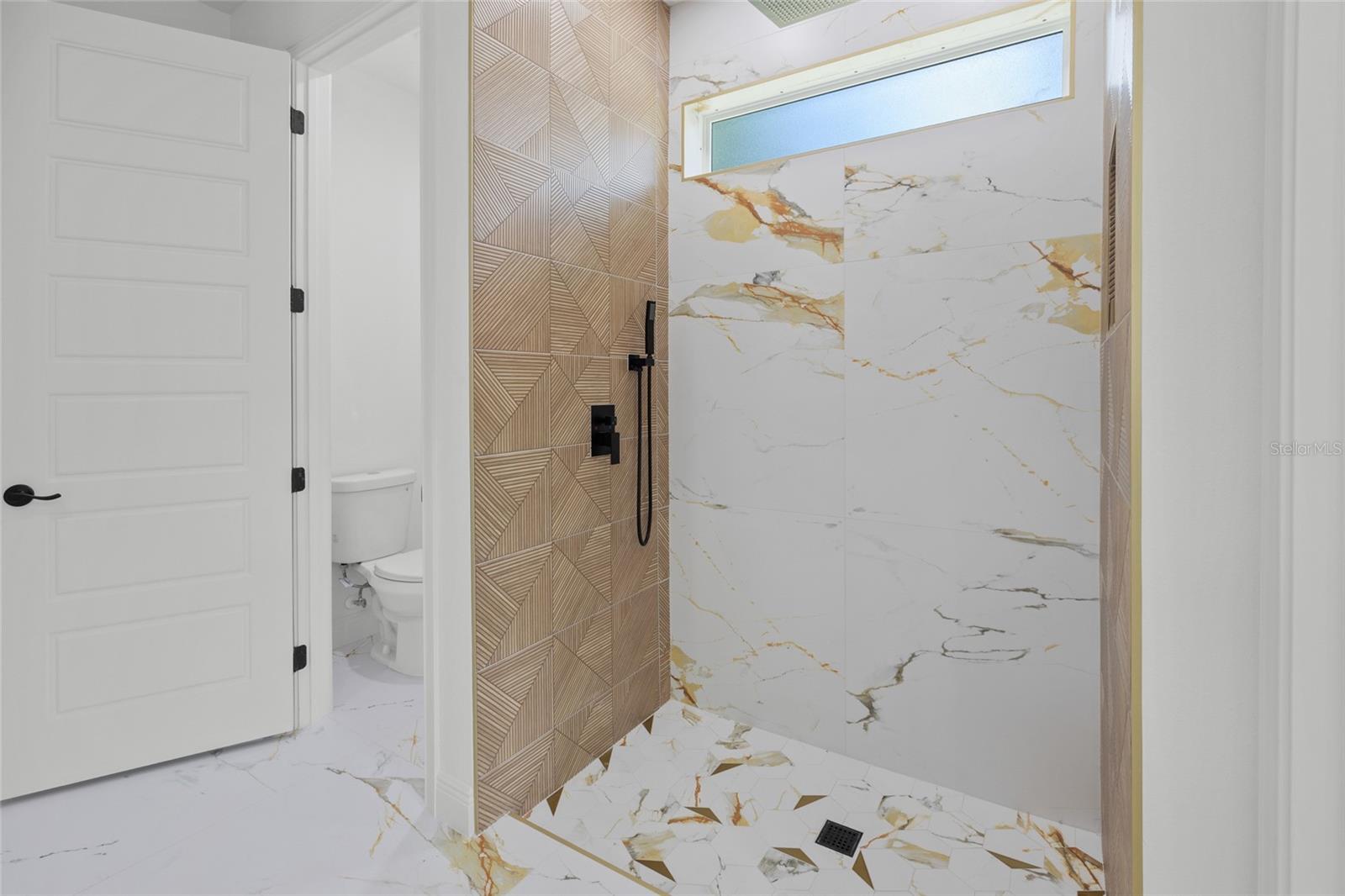 Image 26 of 37 For 9789 125th Court Rd