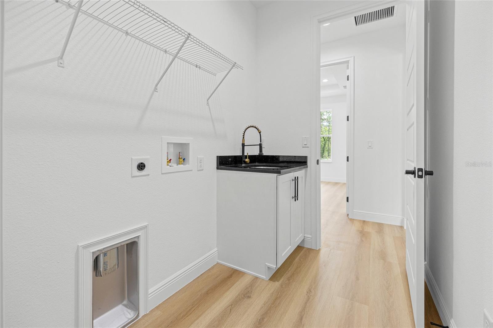 Image 27 of 37 For 9789 125th Court Rd