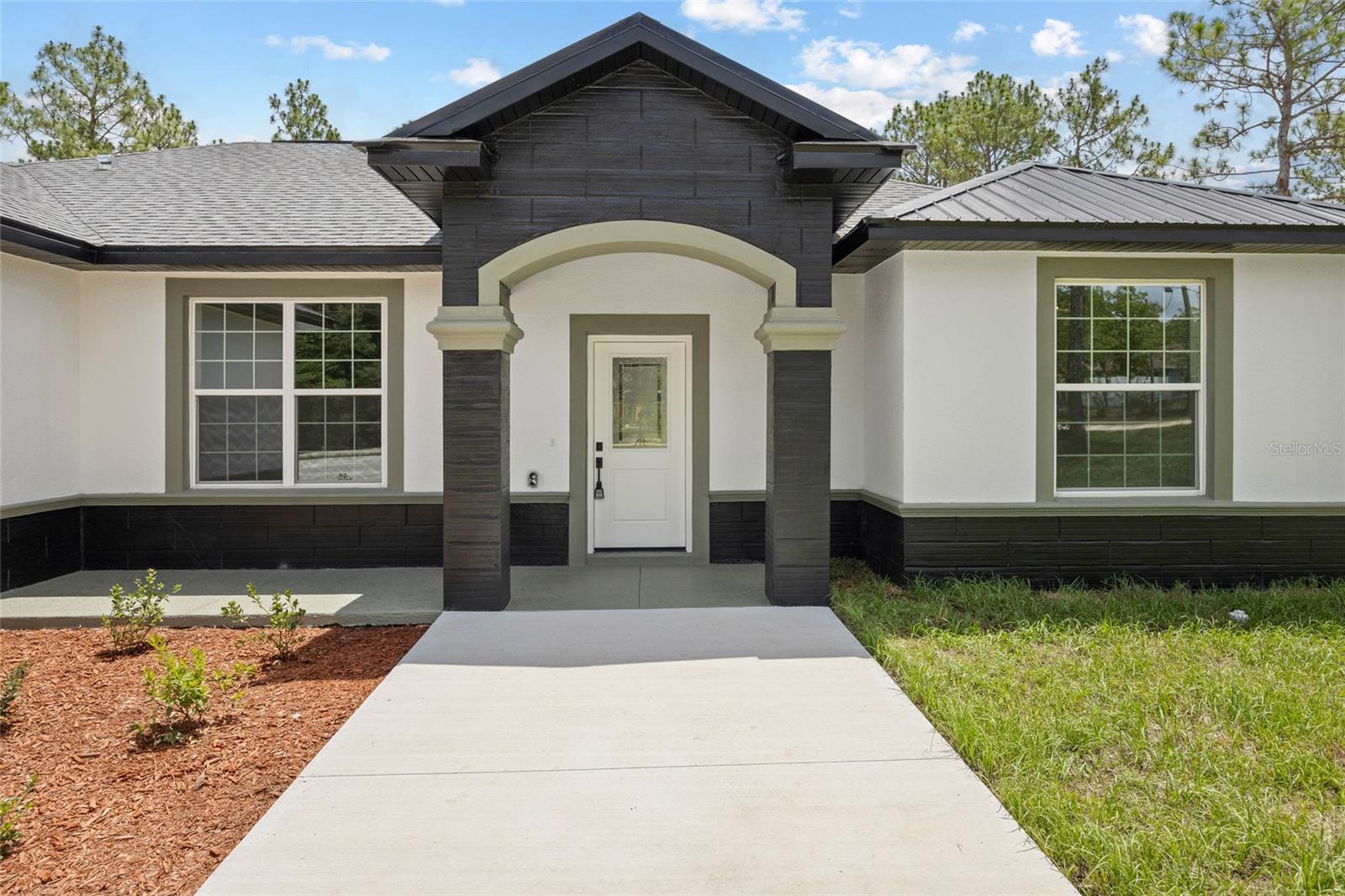 Image 3 of 37 For 9789 125th Court Rd