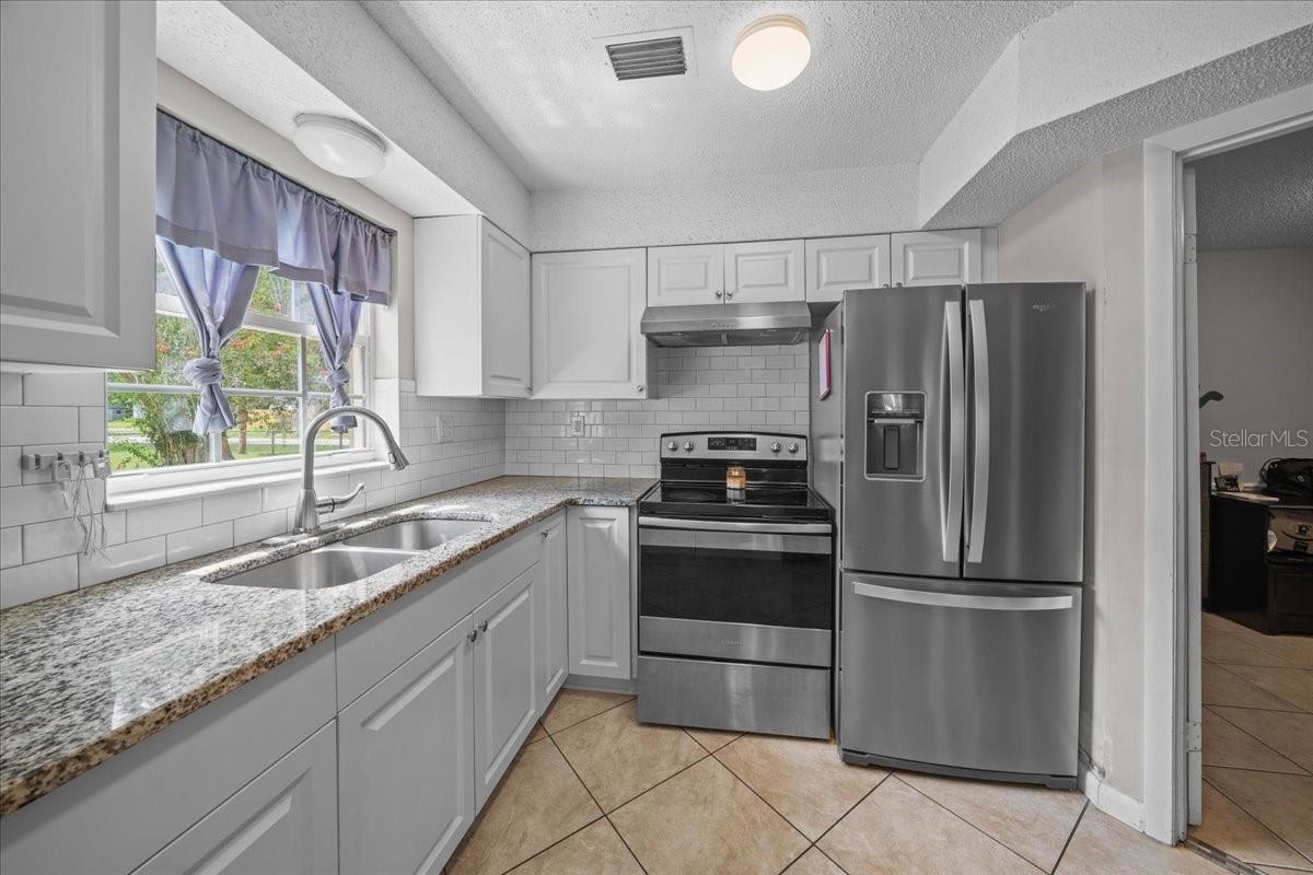 Image 10 of 36 For 5018 106th Place