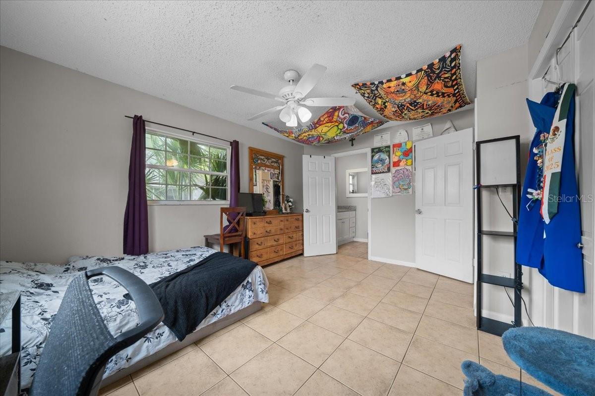 Image 19 of 36 For 5018 106th Place
