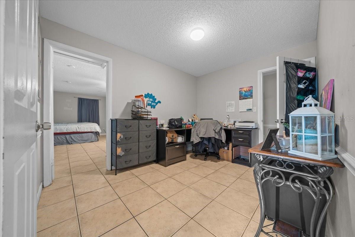 Image 4 of 36 For 5018 106th Place