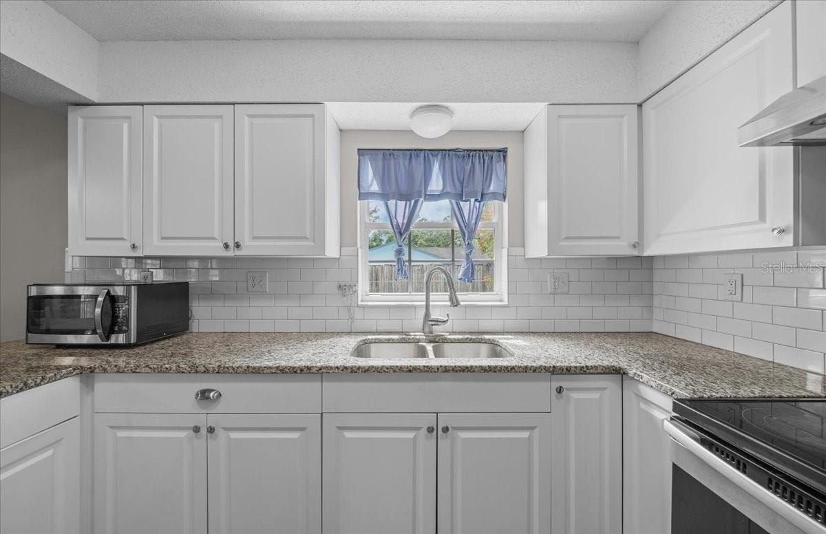 Image 9 of 36 For 5018 106th Place