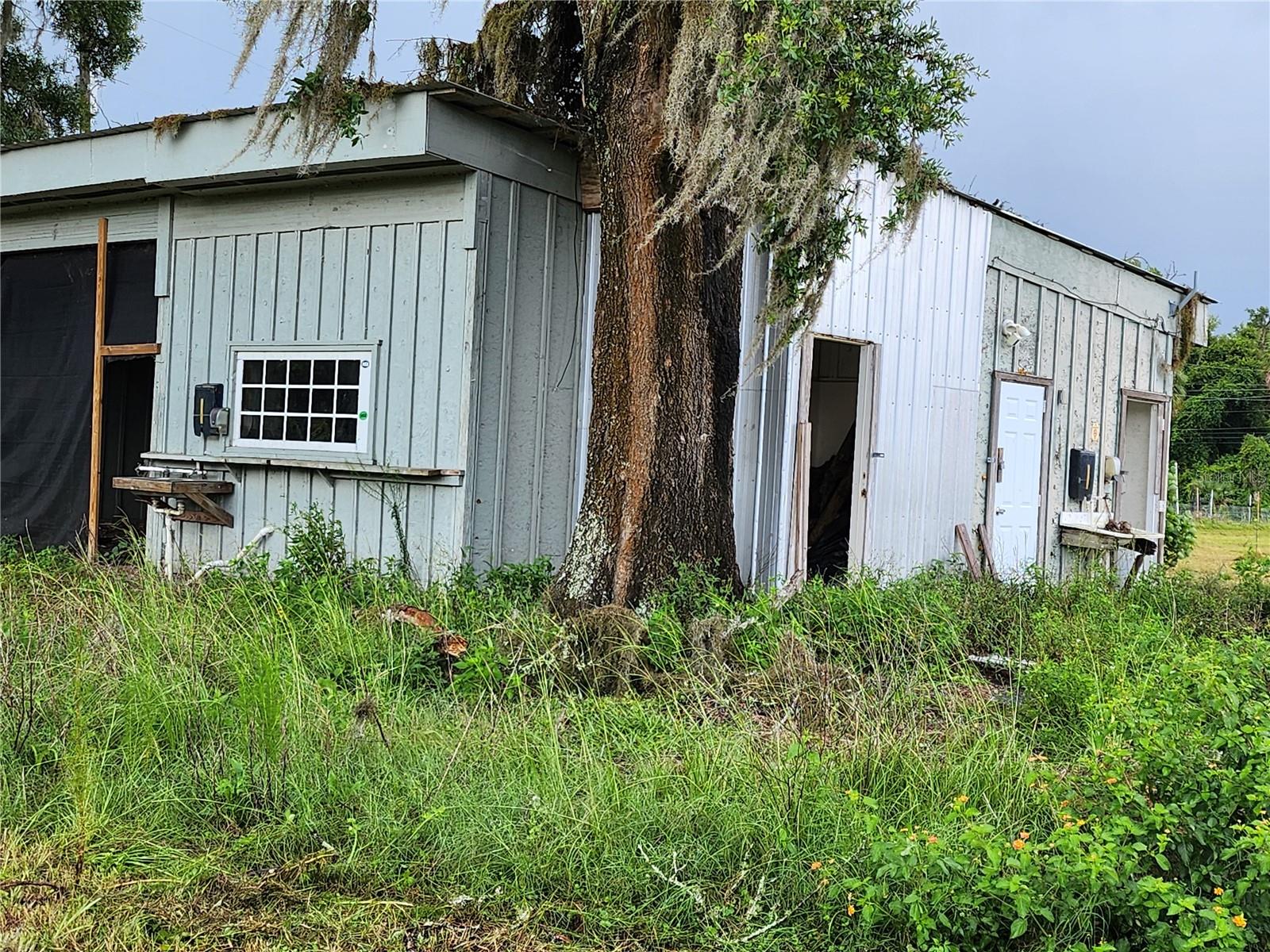 Image 11 of 28 For 9333 Bushnell Road