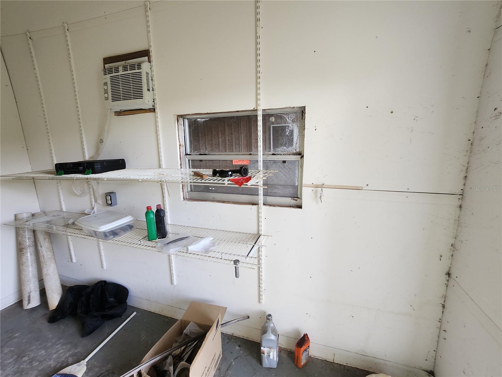 Image 15 of 28 For 9333 Bushnell Road