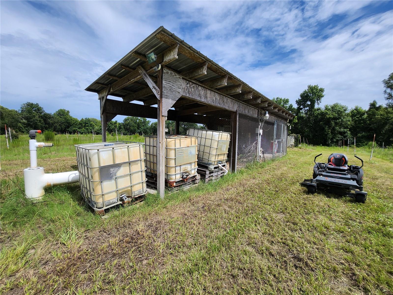 Image 26 of 28 For 9333 Bushnell Road