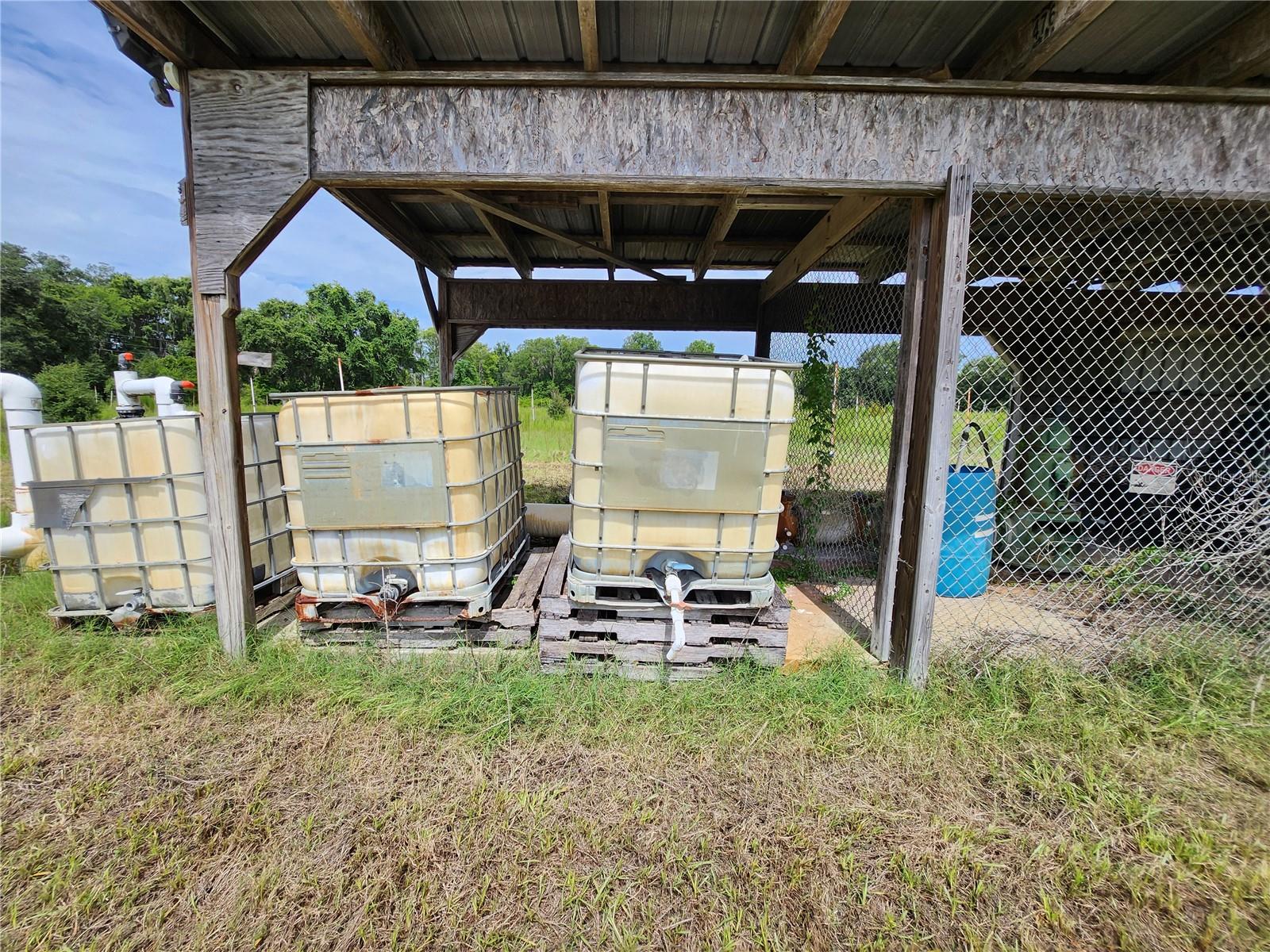 Image 27 of 28 For 9333 Bushnell Road