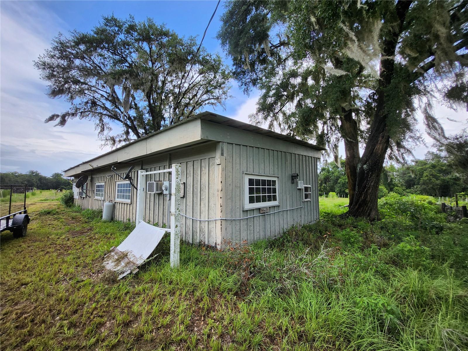 Image 3 of 28 For 9333 Bushnell Road