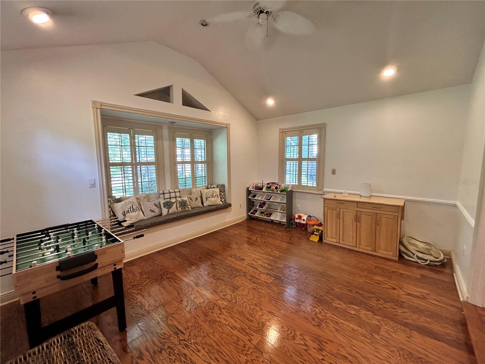 Image 13 of 45 For 2070 50th Terrace