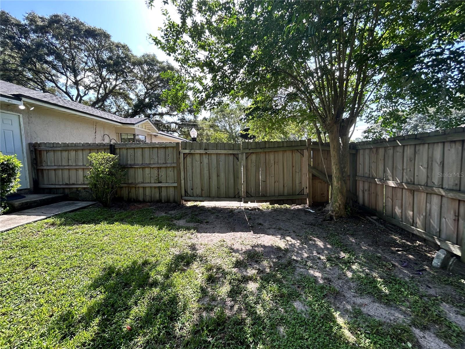 Image 42 of 45 For 2070 50th Terrace