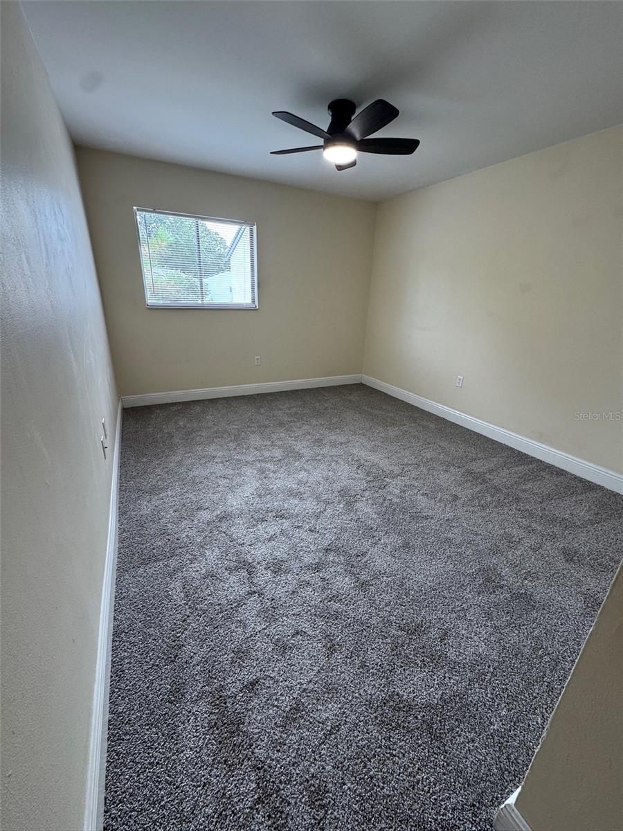 Image 19 of 23 For 1727-1727 36th Avenue 11
