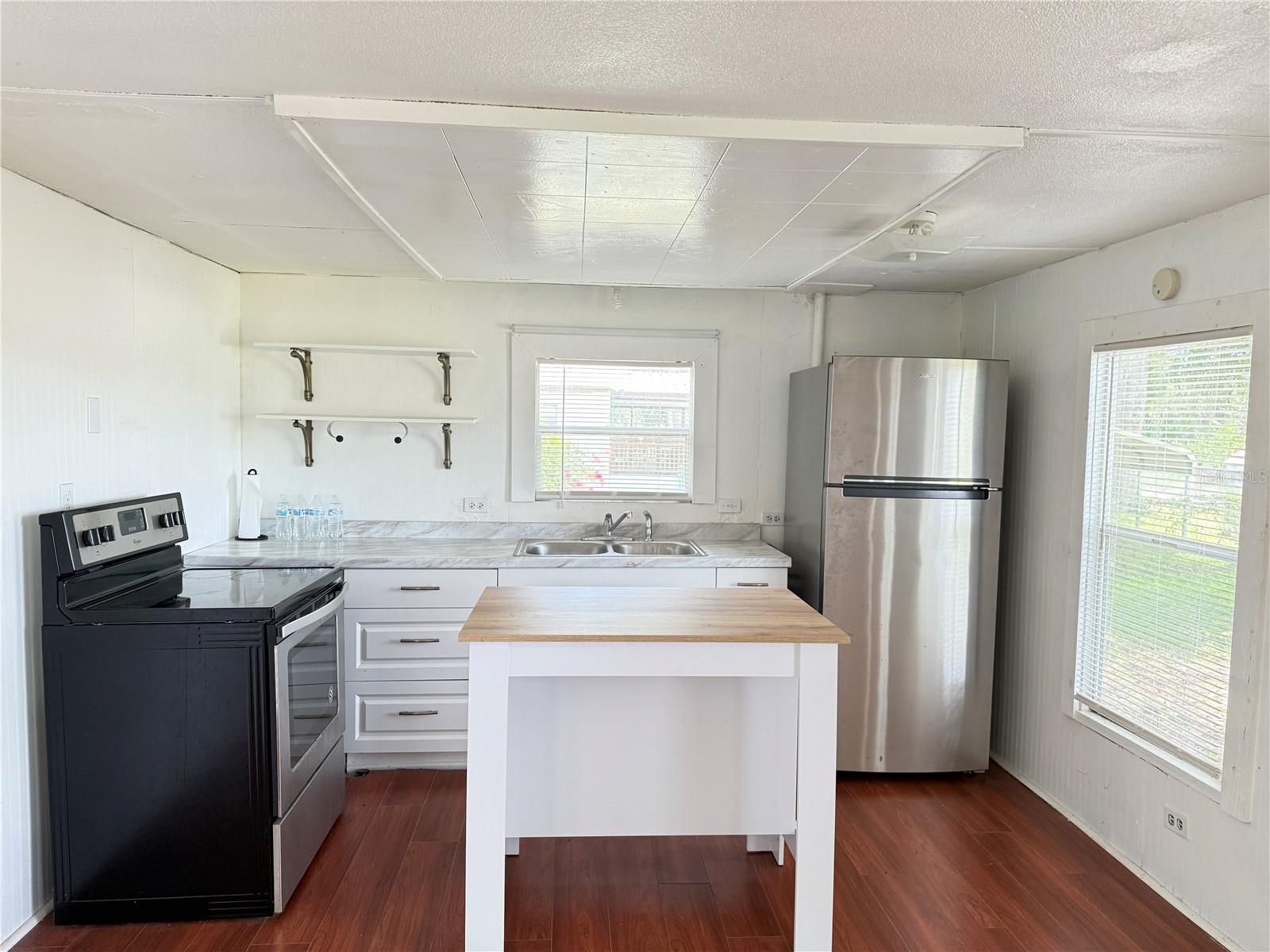 Image 3 of 24 For 3545 90th Street