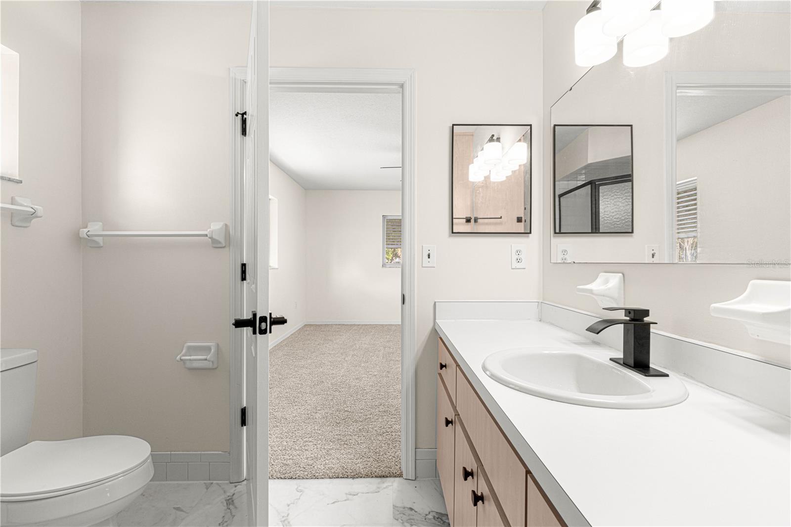 Listing photo id 20 for 11518 136th Place