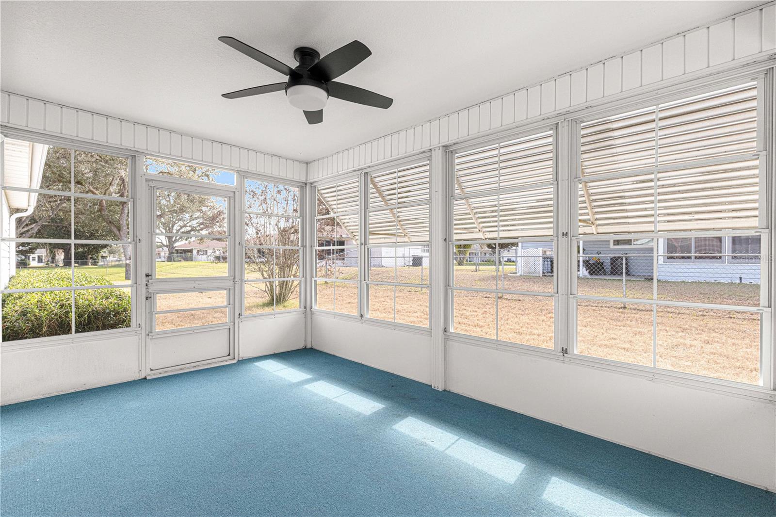 Listing photo id 22 for 11518 136th Place