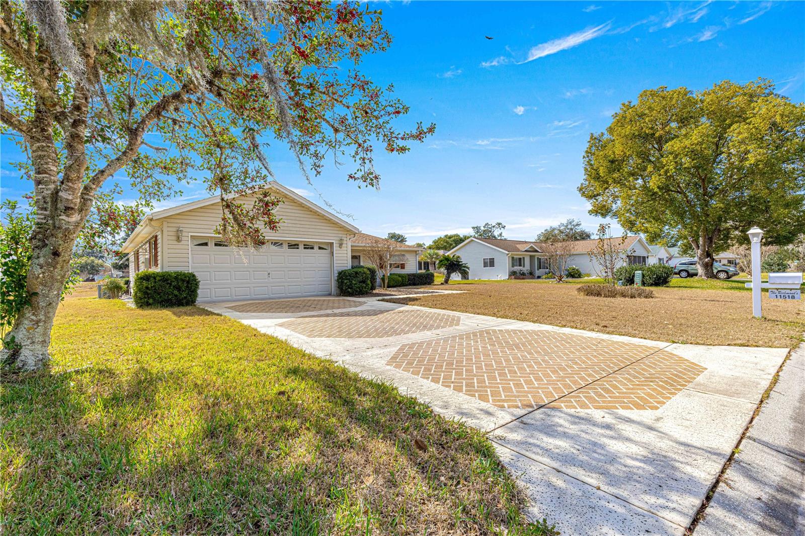Listing photo id 32 for 11518 136th Place