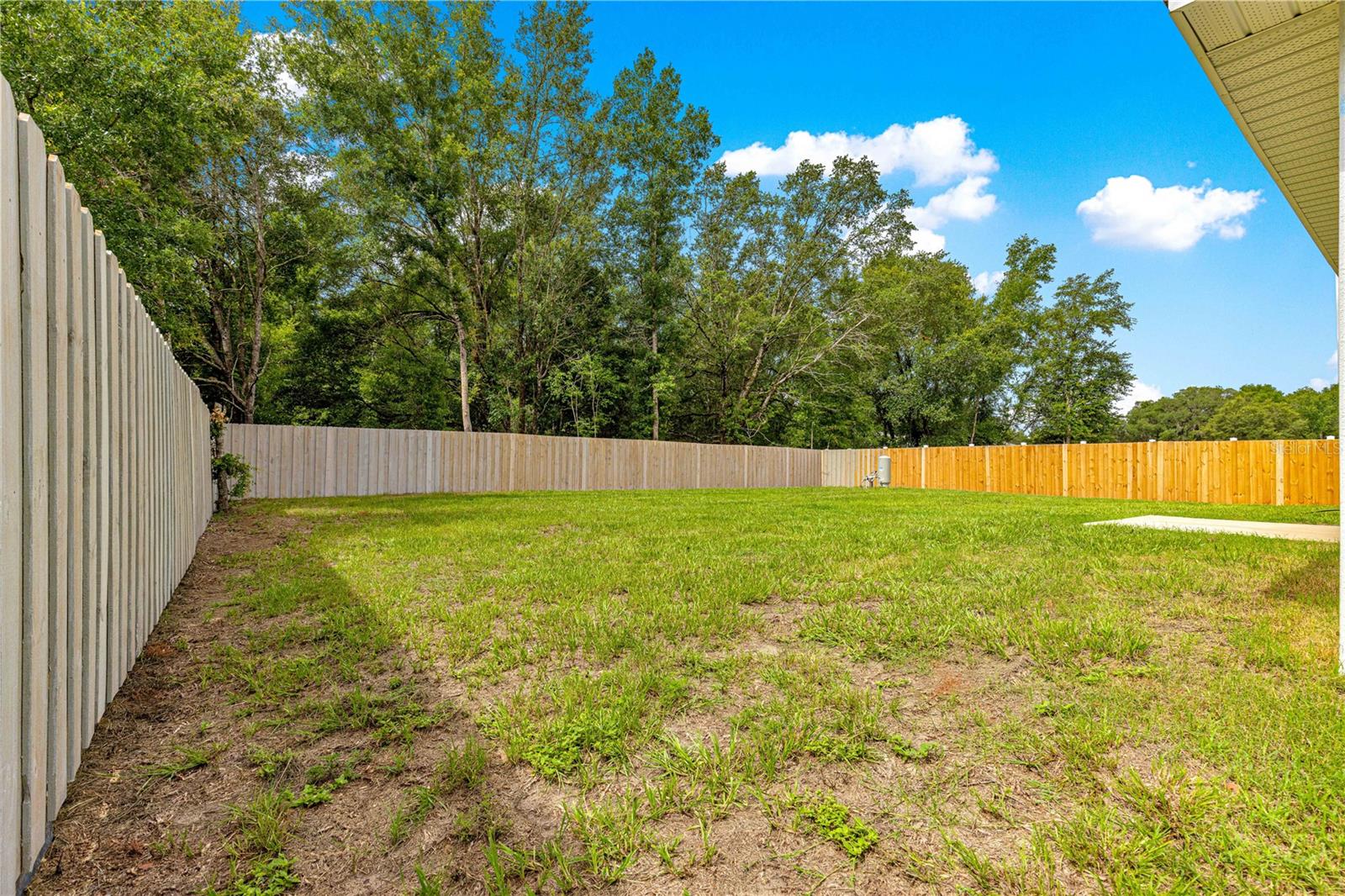 Image 14 of 35 For 13324 111th Street