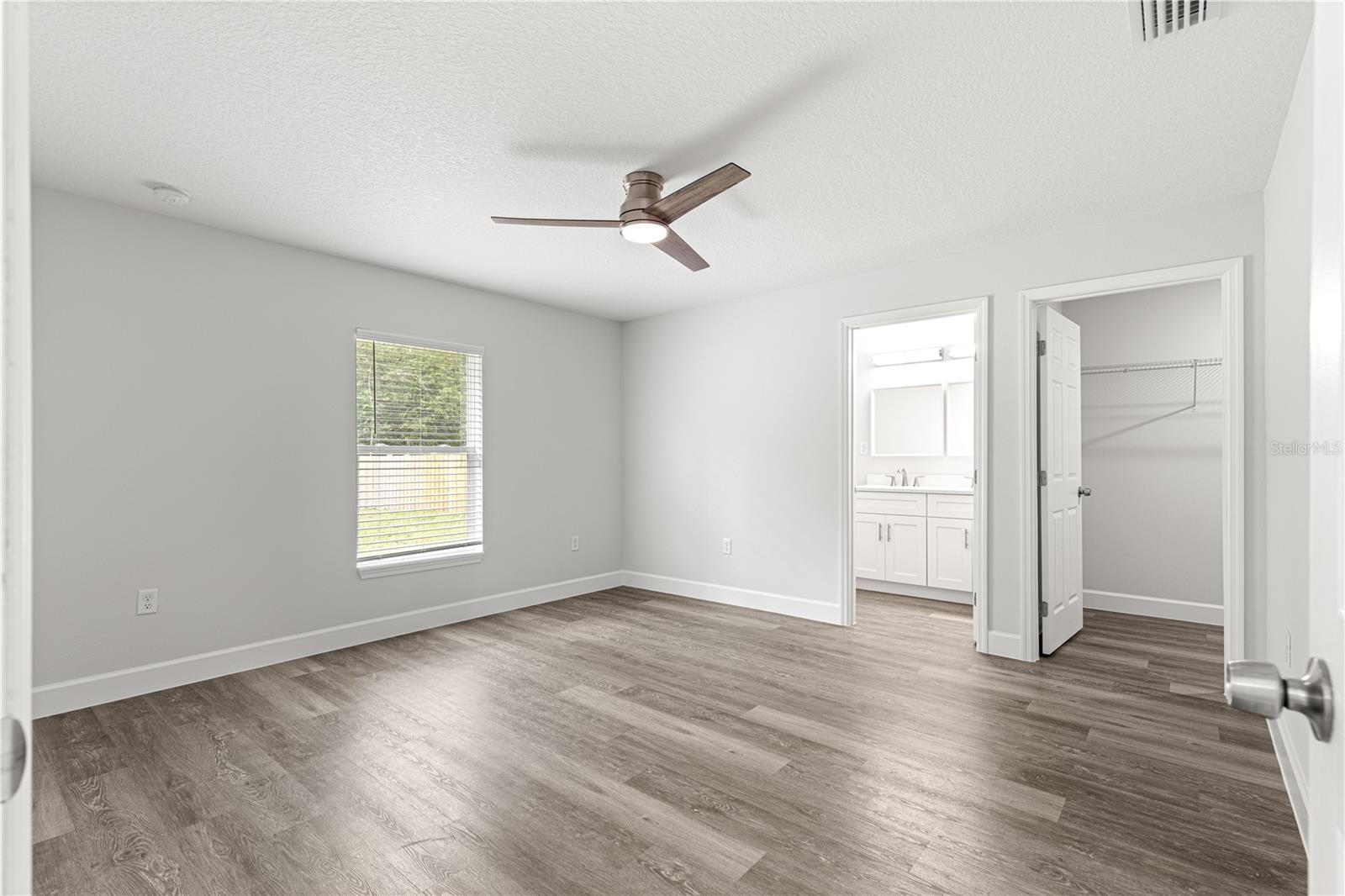 Image 24 of 35 For 13324 111th Street