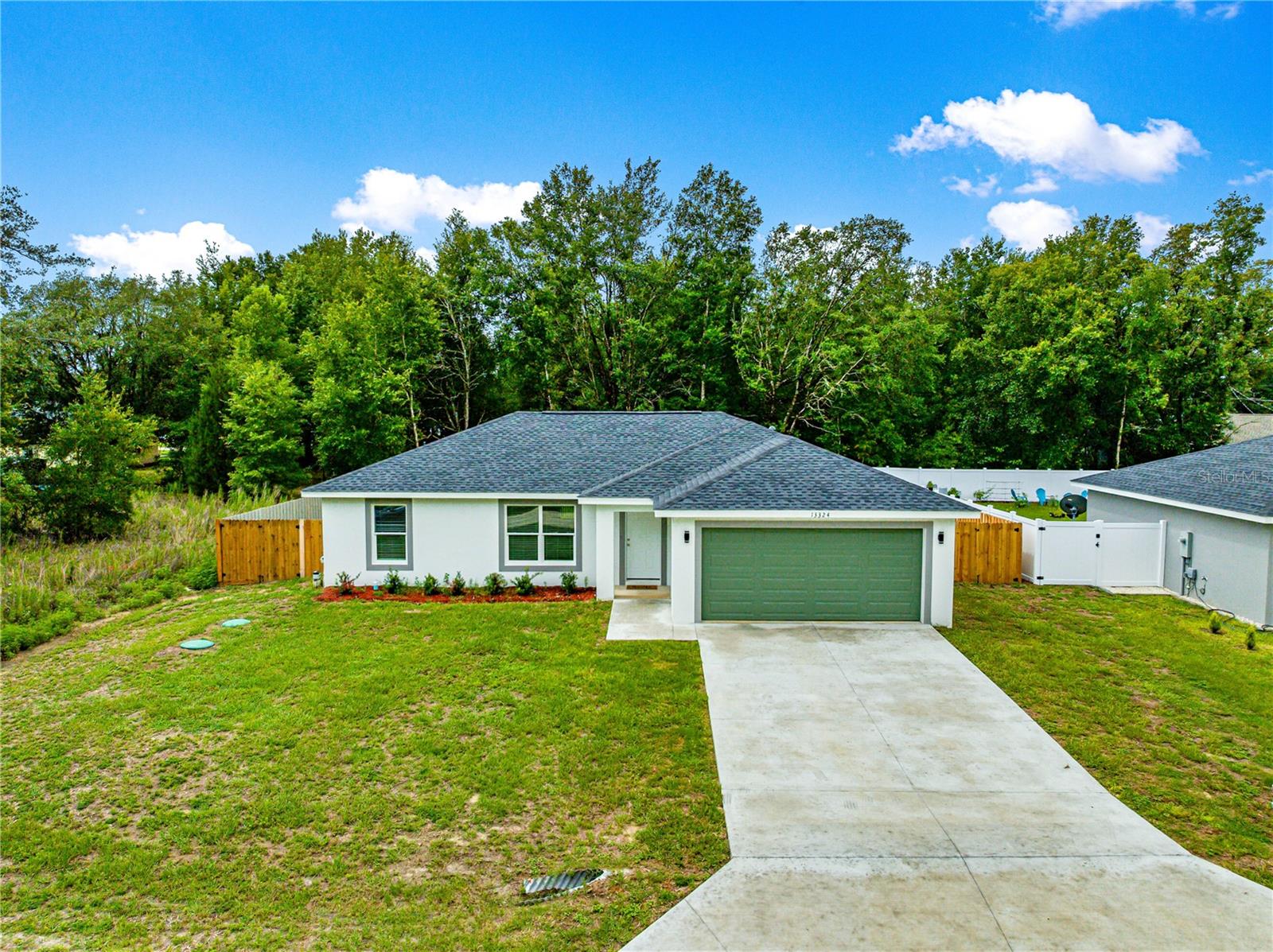 Image 4 of 35 For 13324 111th Street
