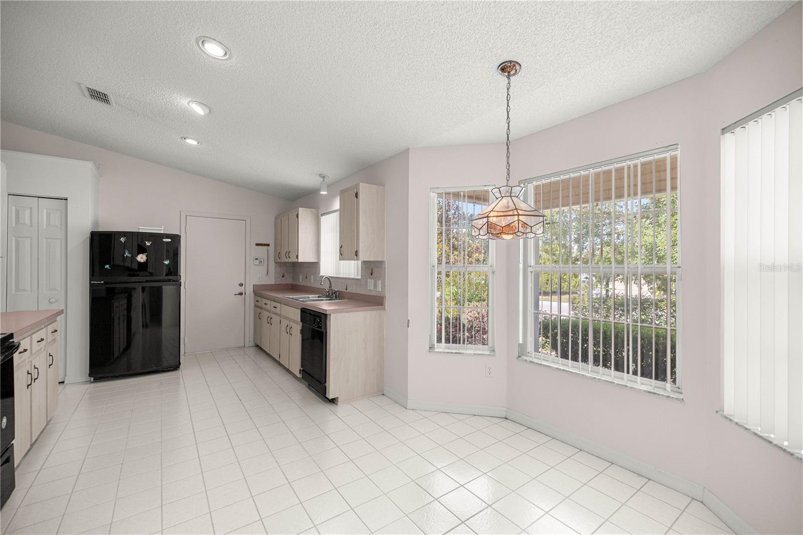 Image 8 of 22 For 8485 60th Circle
