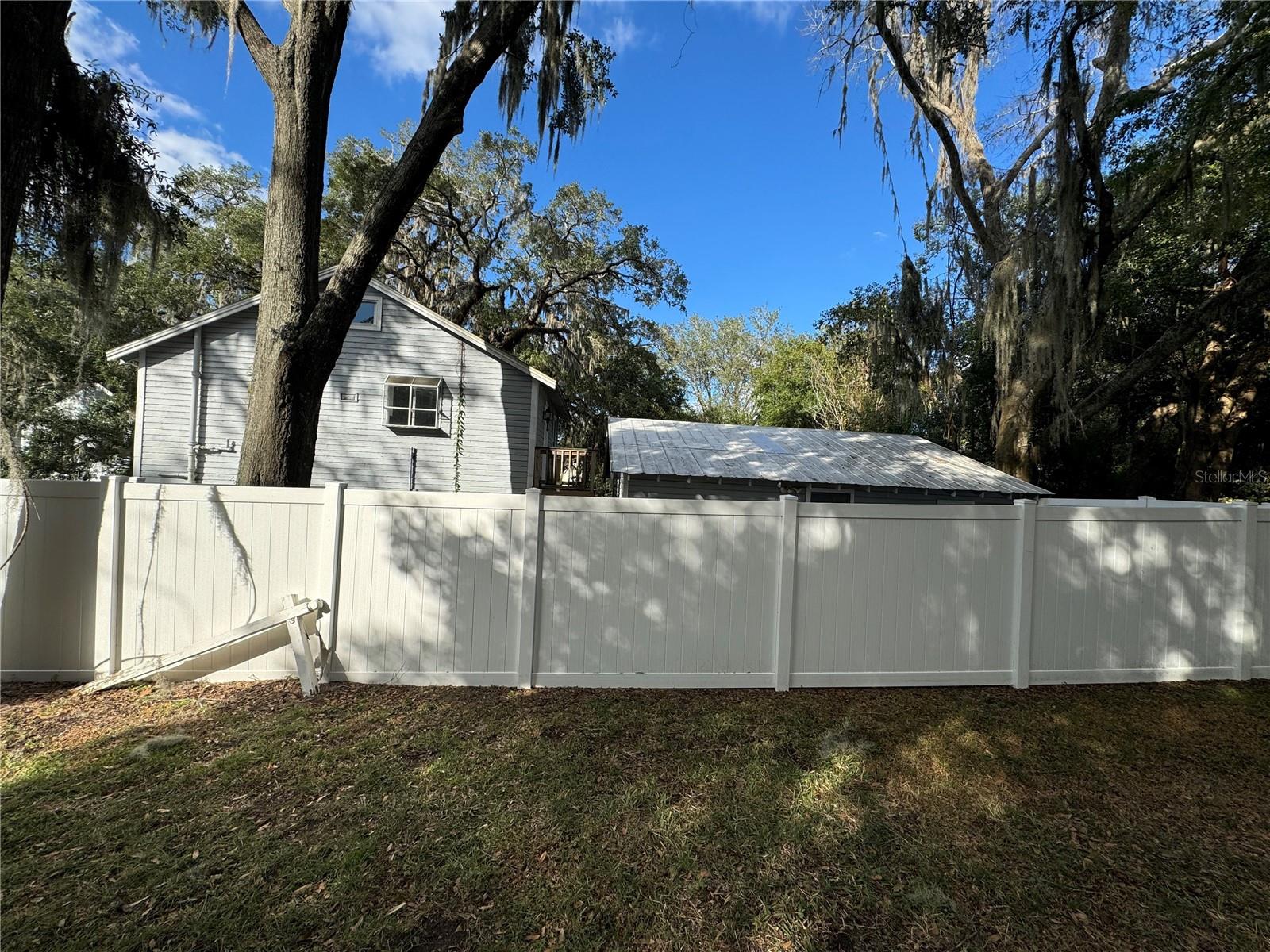 Image 24 of 25 For 822 2nd Street