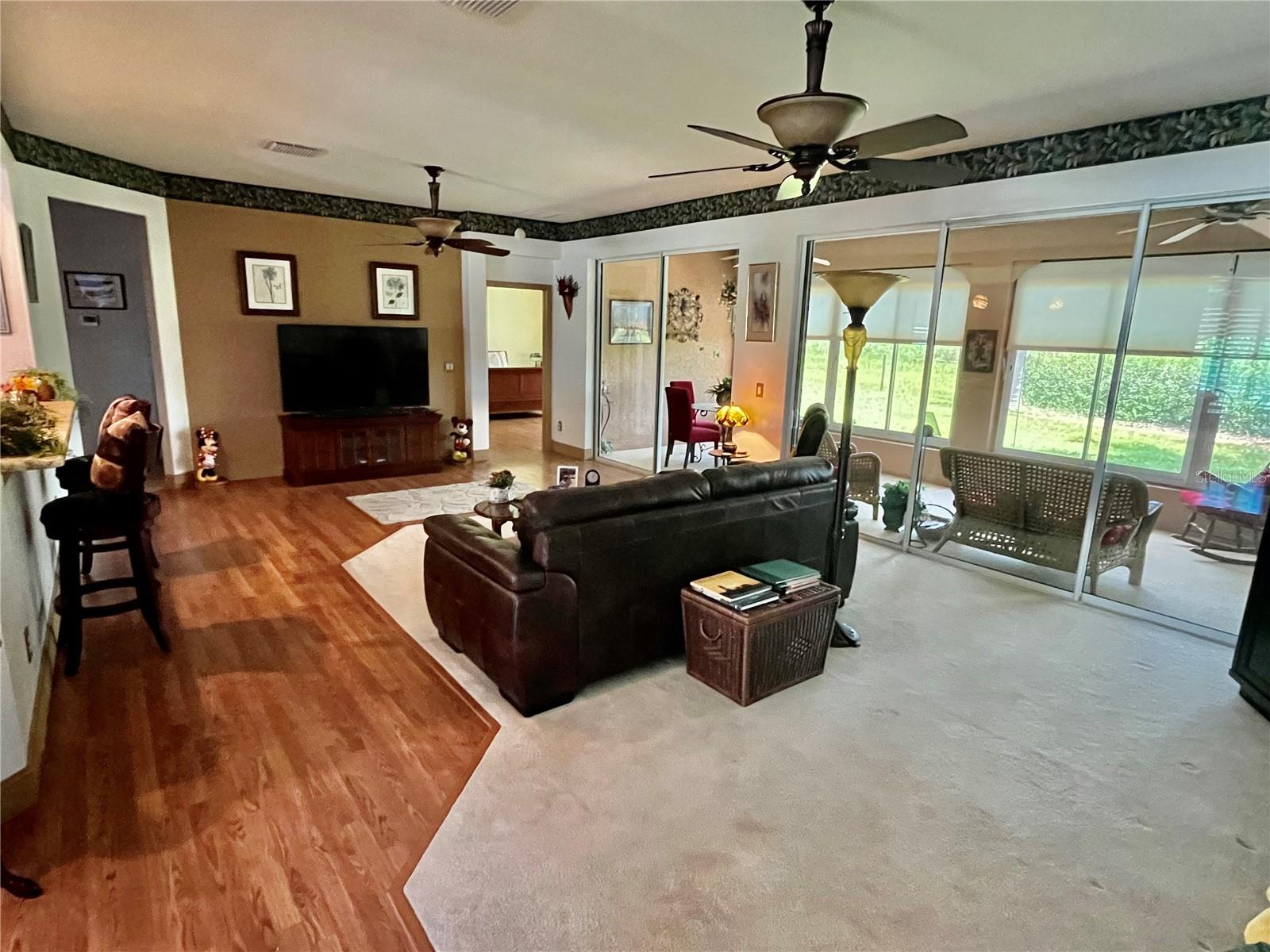 Image 7 of 21 For 9825 125th Lane