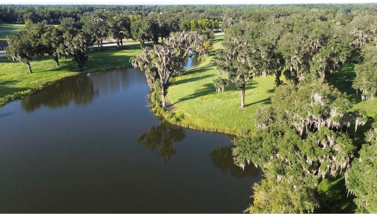 Listing photo id 3 for 5540 Se 157th Street Road