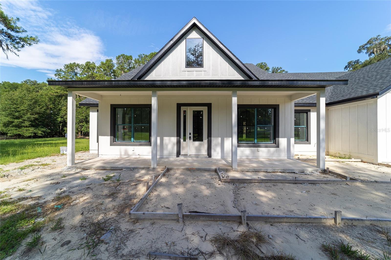 Listing photo id 47 for 6634 22nd Avenue