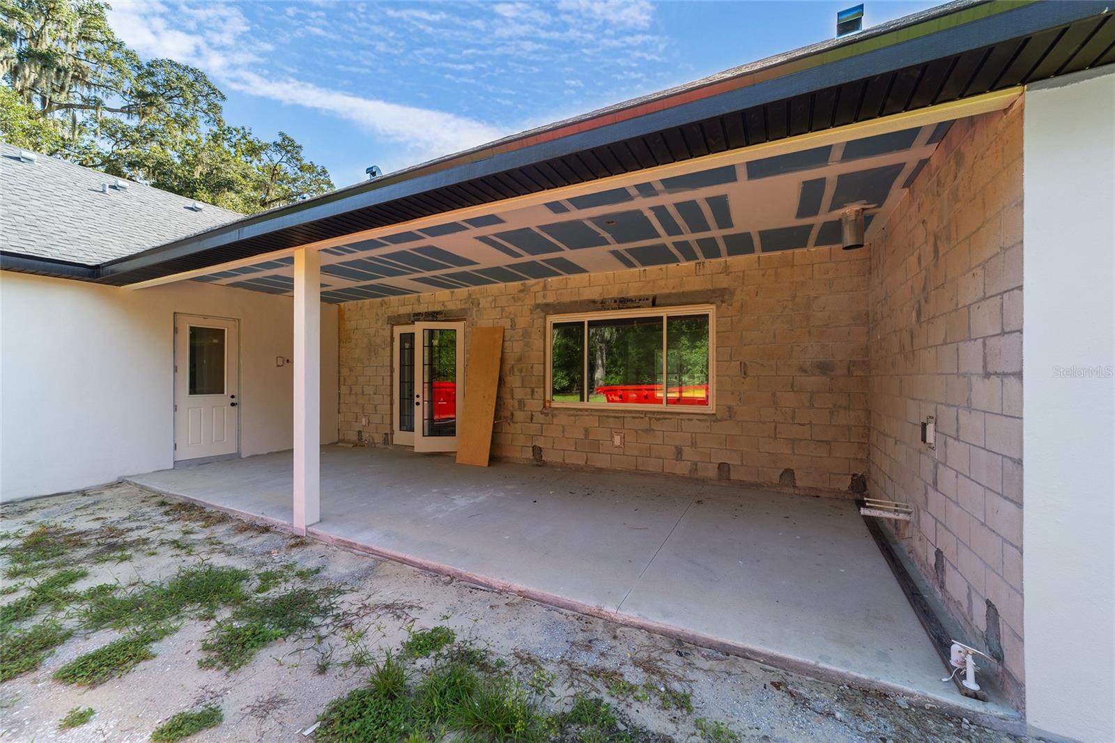Listing photo id 49 for 6634 22nd Avenue