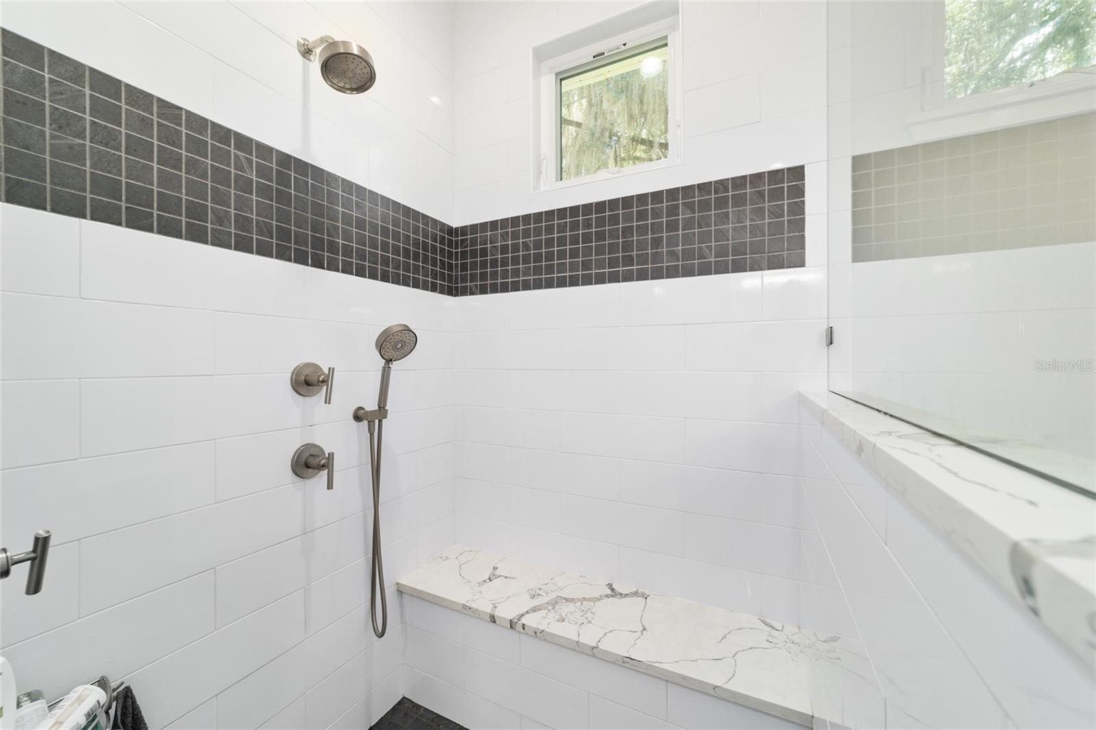 Image 35 of 58 For 1921 42nd Street