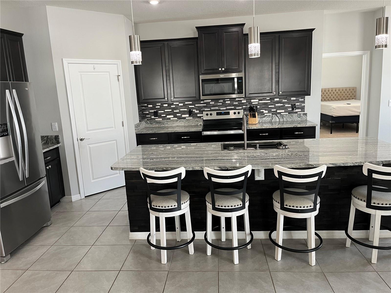 Image 5 of 20 For 8314 59th Terrace